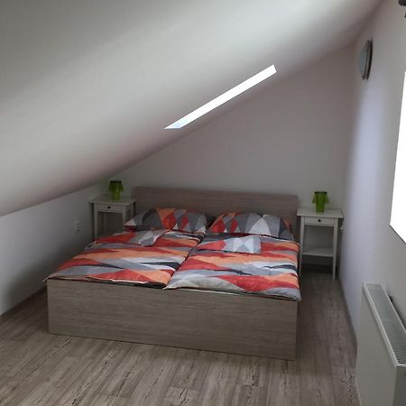 Apartment Lidicka Slavkov, 4 Person Славков-у-Брна Екстер'єр фото
